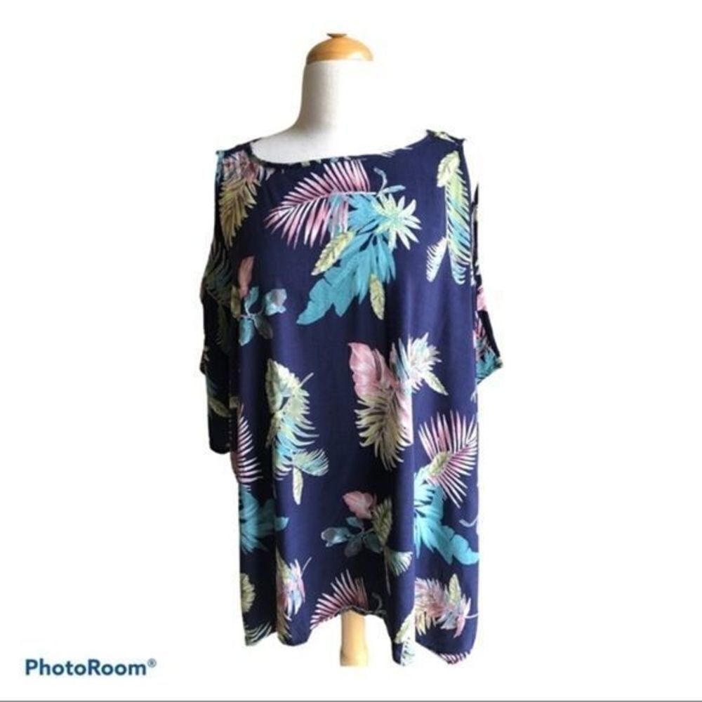 Umgee poncho style cold shoulder tropical top medium - Picture 3 of 5